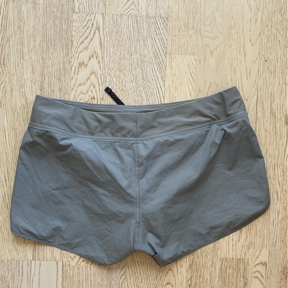 Patagonia drawstring shorts - Picture 3 of 4